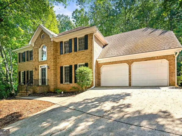 4397 Windsor Oaks Cir, Marietta, GA 30066