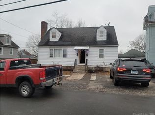 19 Laura St, Norwalk, CT 06854