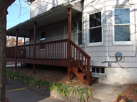 2nd image of 152 E Bennett St #1