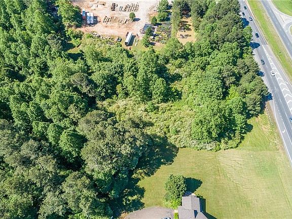 4th image of 548 Whitmire Dr E