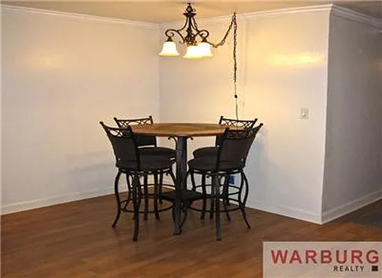 Rented by Warburg | media 6