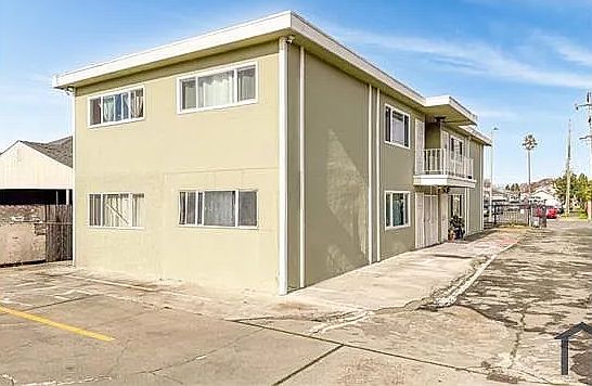 3rd image of 1300 81st Ave #1