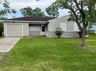 1206 Appomattox Dr, Texas City, TX 77591