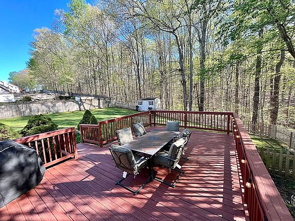 3rd image of 2849 Portobello Ct