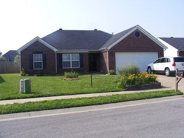 1st image of 358 Camden Cir
