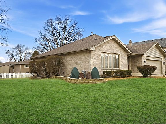 2nd image of 1253 Saint Charles Dr