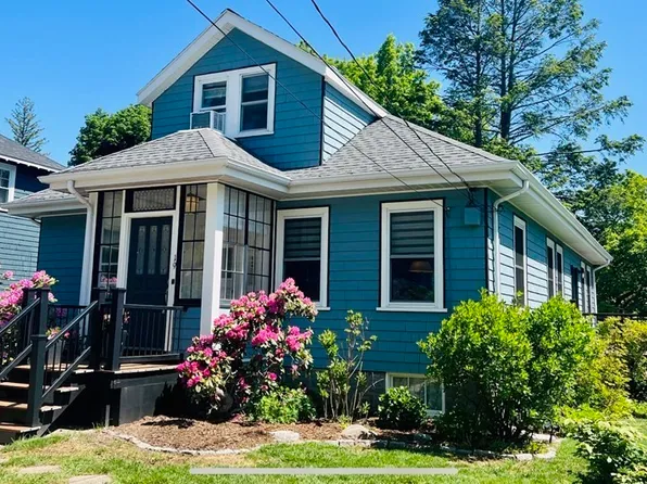 19 Hautevale St, Roslindale, MA 02131