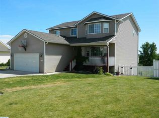 1135 NW Eden Dr, Pullman, WA 99163