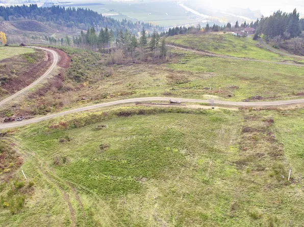 423 Island View Dr, Woodland, WA 98674