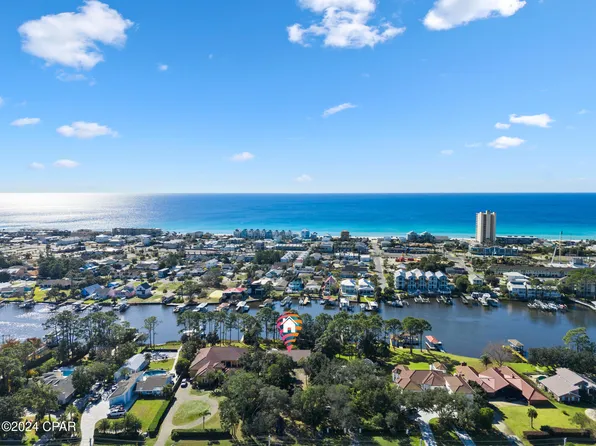 8713 N Lagoon Dr, Panama City Beach, FL 32408