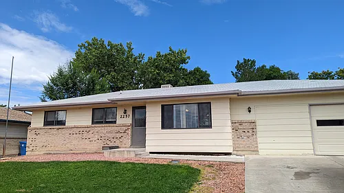 2257 London Way Photo 1