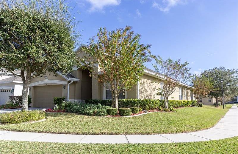 1st image of 142 Venetian Bay Cir