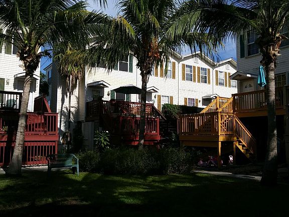 4th image of 3075 Flagler Ave Unit 6