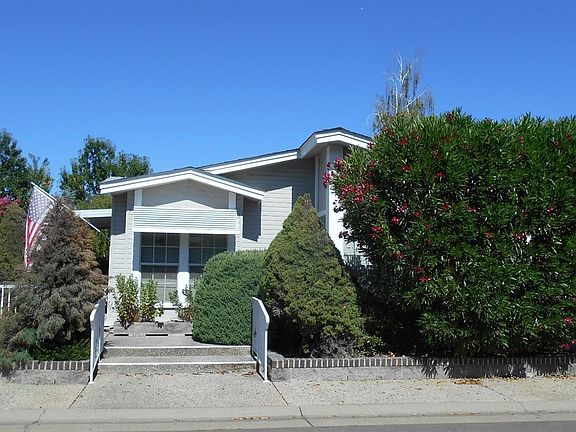 2nd image of 6822 Rock Crest Ln