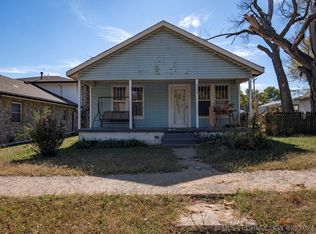 715 W Cedar Ave, Barnsdall, OK 74002