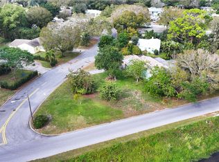 2002 Balboa Ave, Vero Beach, FL 32960