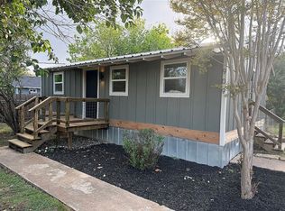 909 Hackberry St, Blanco, TX 78606