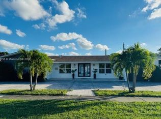 2120 NE 203rd Ter, Miami, FL 33179