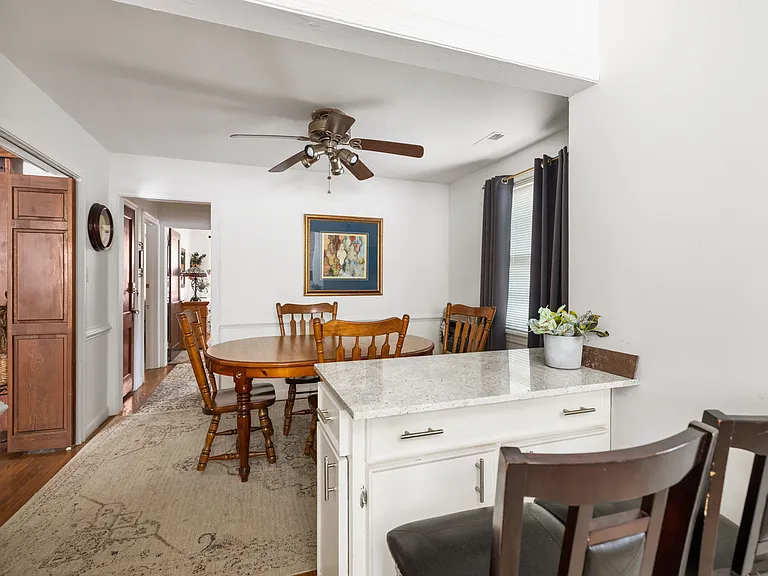 3158 Moody Ave — Photo 24