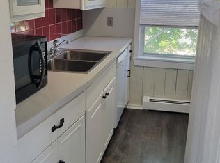 136 Railroad St FLOOR 2, Manville, RI 02838