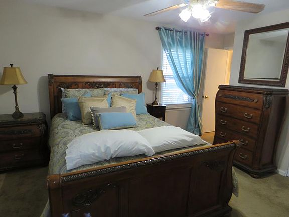 5th image of 3207 Queens Way