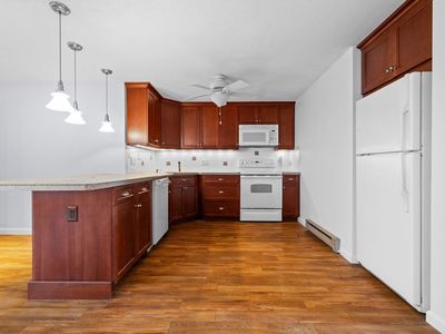 265 C St APT 7, South Boston, MA, 02127
