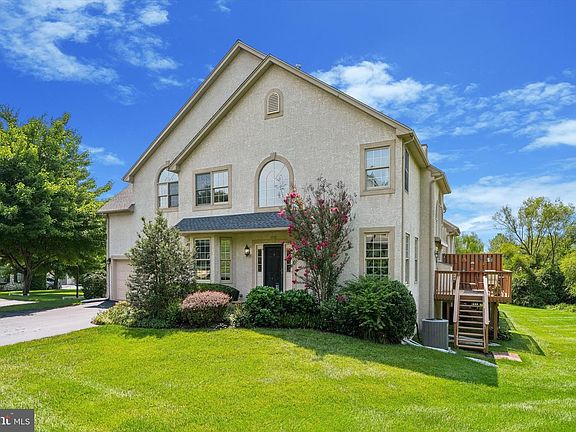 2nd image of 54 Granville Way
