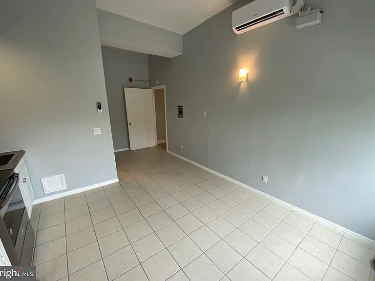 1304 S 9th St #6-B — Photo 2
