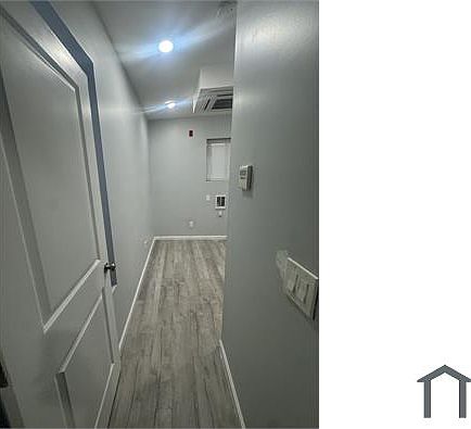 5th image of 1737 N 23rd St Floor 3