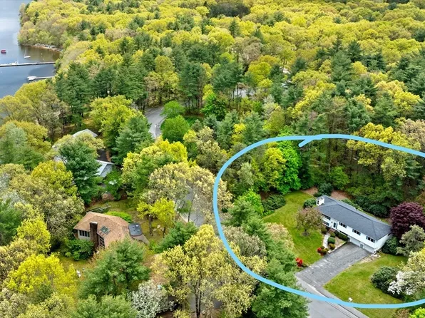 14 Livingston Rd, Sharon, MA 02067