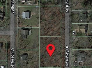 McKinley Dr, Mastic beach, NY 11951