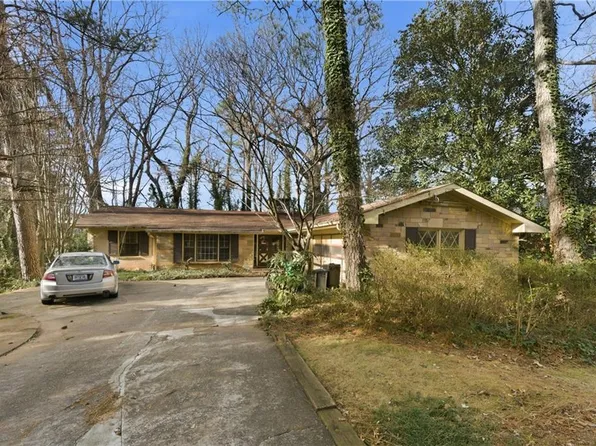 4094 Thunderbird Trl, Stone Mountain, GA 30083