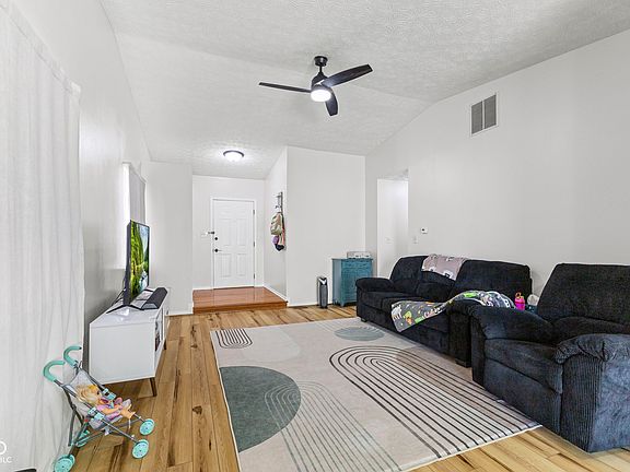 5th image of 276 Westridge Blvd