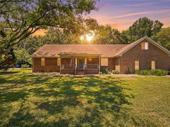 25092 Tyler Dr, Windsor, VA 23487