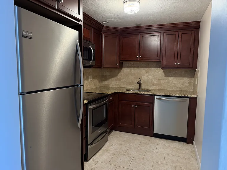 200 Park Terrace Dr #245 — Photo 3