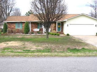 104 Boucher St, Dexter, MO 63841