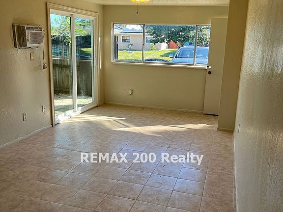 4th image of 2338 Juno Ave