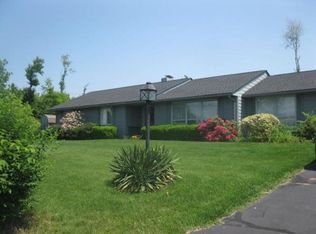 43 W Colonial Rd, Wilbraham, MA 01095