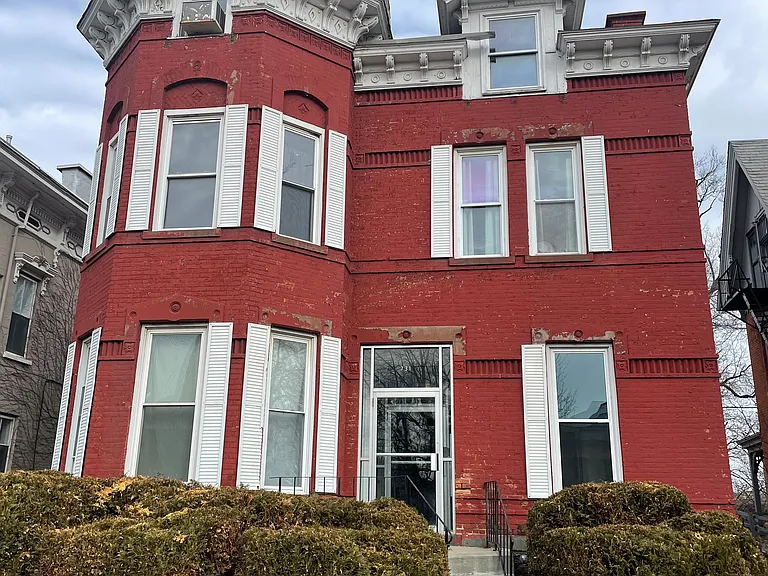731 Madison Ave #1R — Photo 10