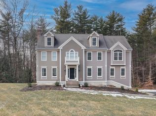 3 Batchelder Ln, Hampton Falls, NH 03844