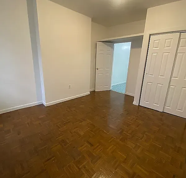 424 W 56th St #5 — Photo 7