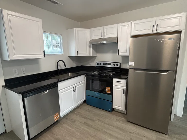 2301 Suman St — Photo 6