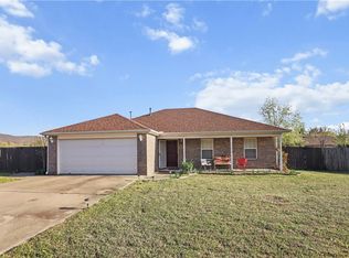 43 Spokane St, Farmington, AR 72730