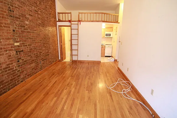 Rented by Guidance Realty Corp. | media 25