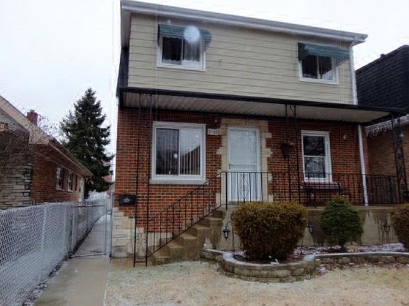 3rd image of 3340 N Osage Ave