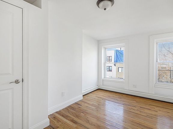 2nd image of 117 Pulaski St #2A