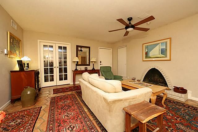 1st image of 7731 Meadow Park Dr #121