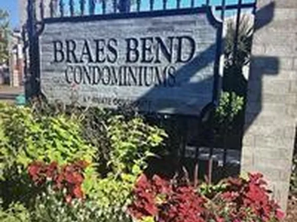 10725 Braes Bend Dr, Houston, TX 77071