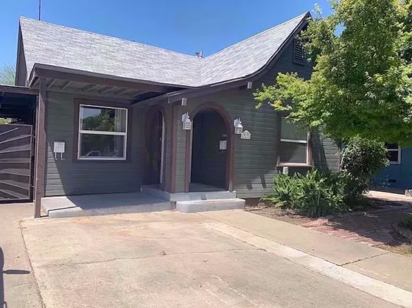 717 S Locust Street, Visalia, CA 93277