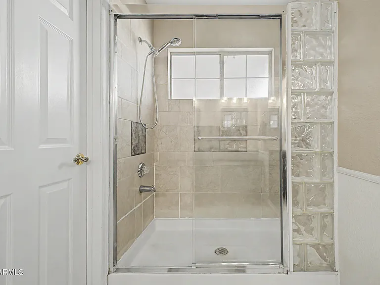 3441 E Wildwood Dr — Photo 34
